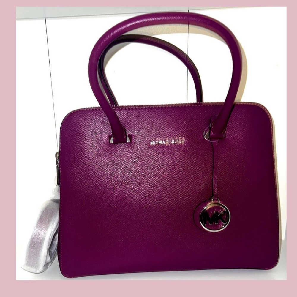 Michael Kors clutch